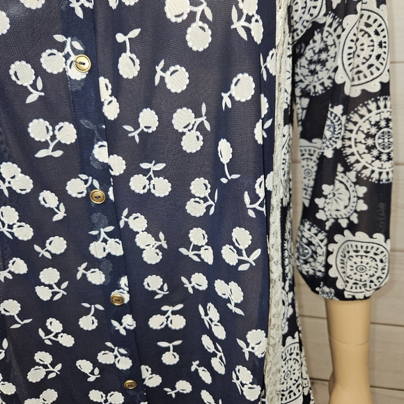 Maternity Top Cute Pattern - Picture 2 of 3